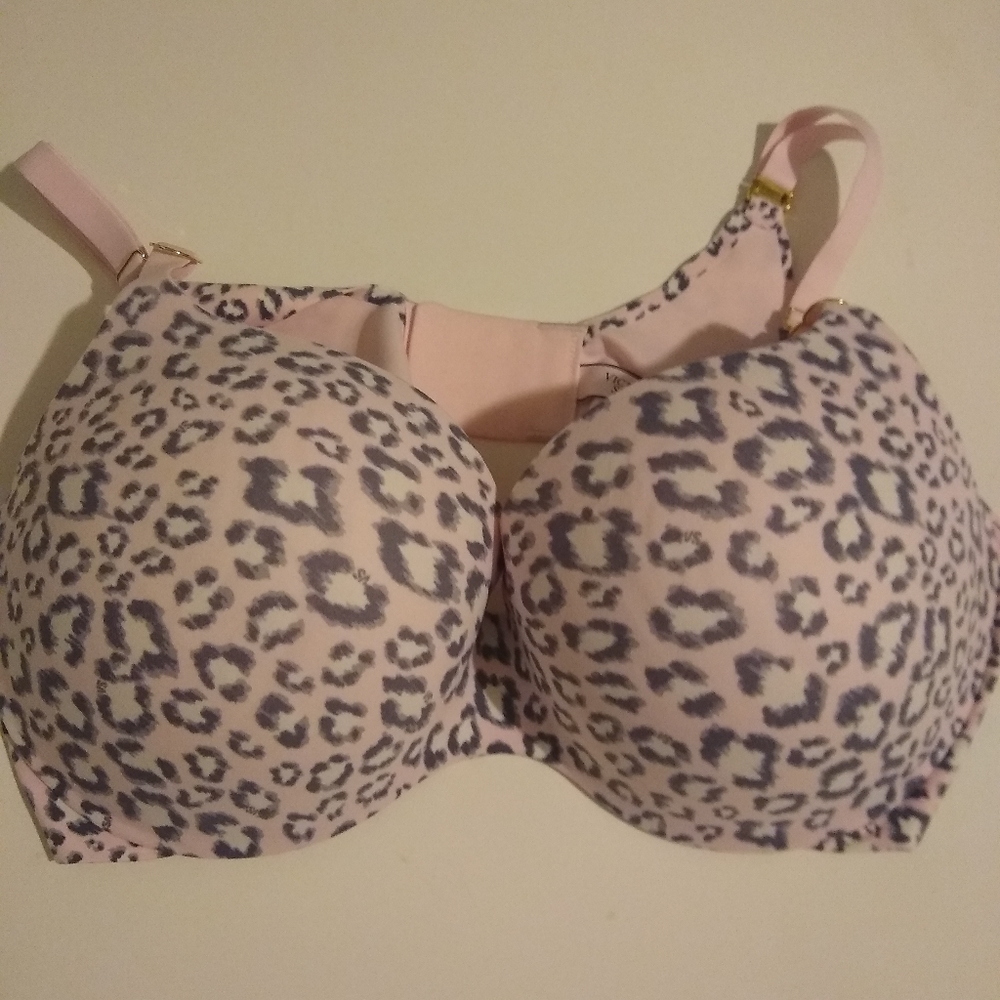 Victoria's Secret Incredible Perfect Shape 38D